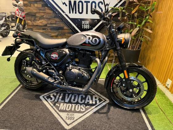 ROYAL ENFIELD HUNTER 350 